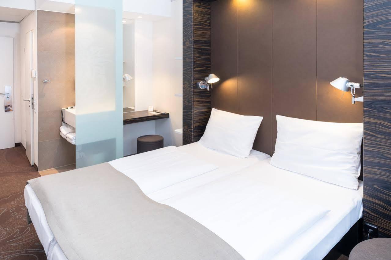 B&B Hotel Muenchen-푸츠브룬 외부 사진