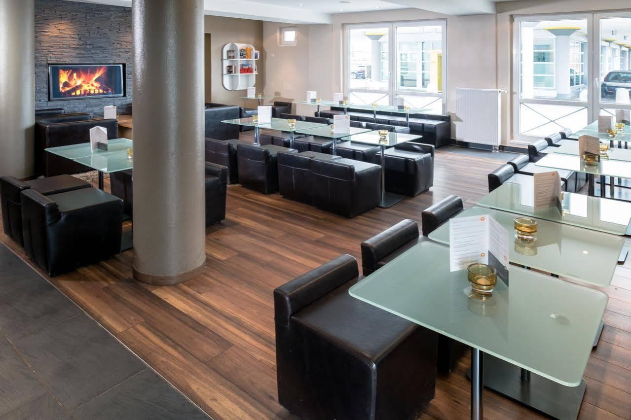 B&B Hotel Muenchen-푸츠브룬 외부 사진