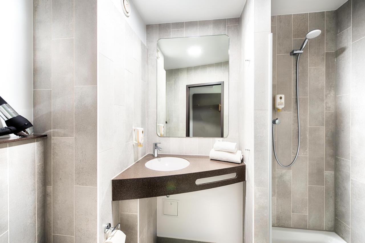 B&B Hotel Muenchen-푸츠브룬 외부 사진