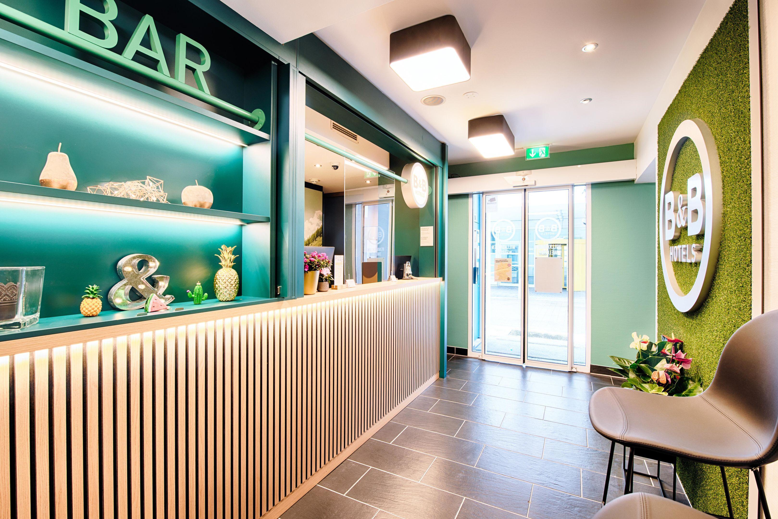 B&B Hotel Muenchen-푸츠브룬 외부 사진