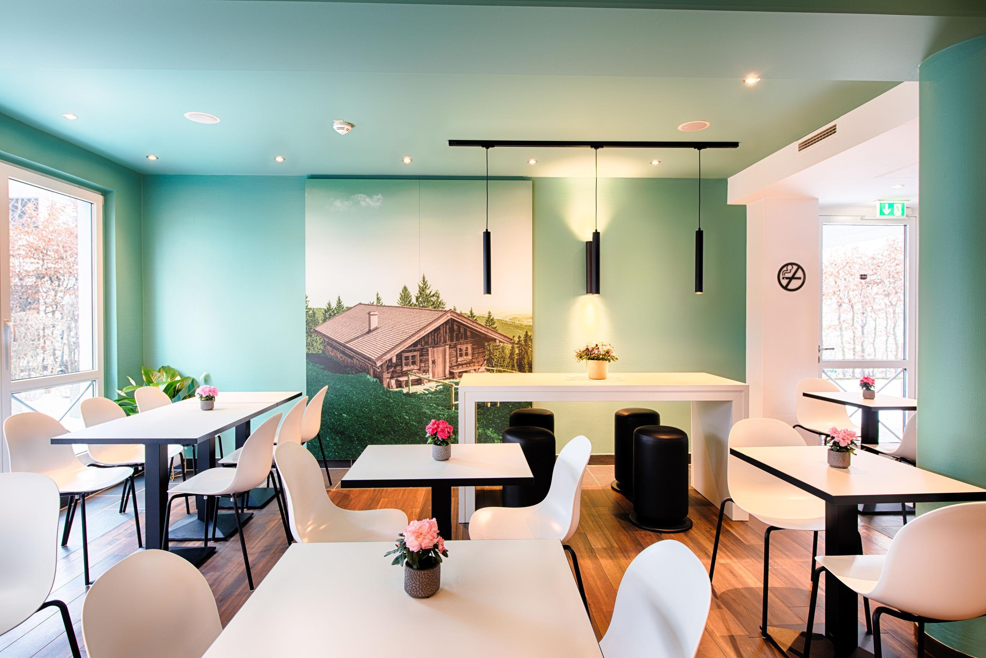 B&B Hotel Muenchen-푸츠브룬 외부 사진
