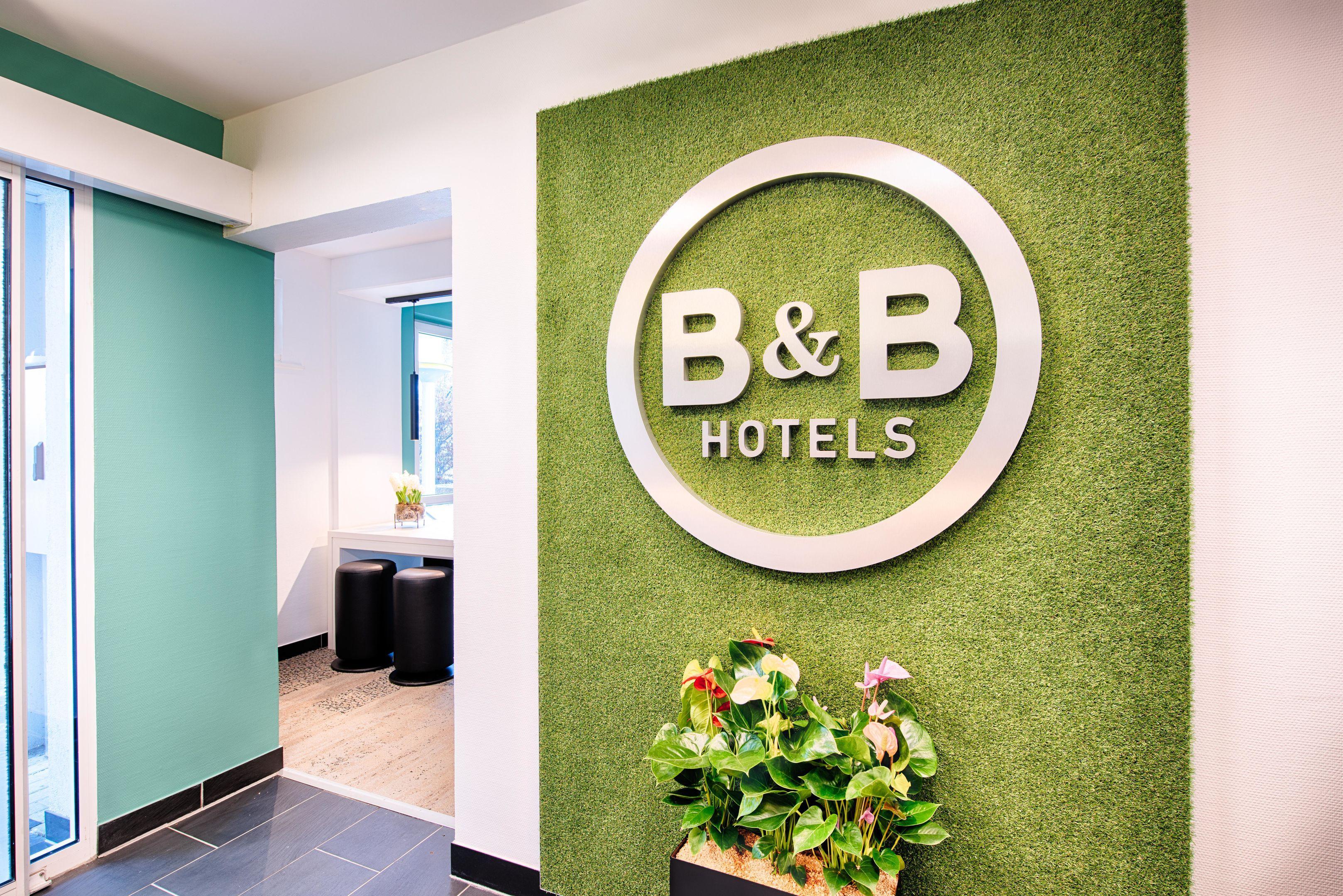 B&B Hotel Muenchen-푸츠브룬 외부 사진