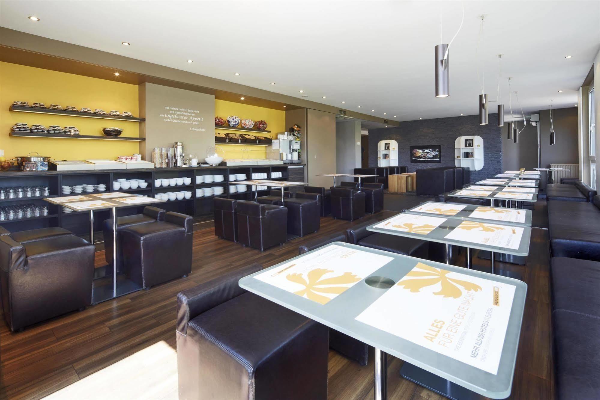 B&B Hotel Muenchen-푸츠브룬 외부 사진