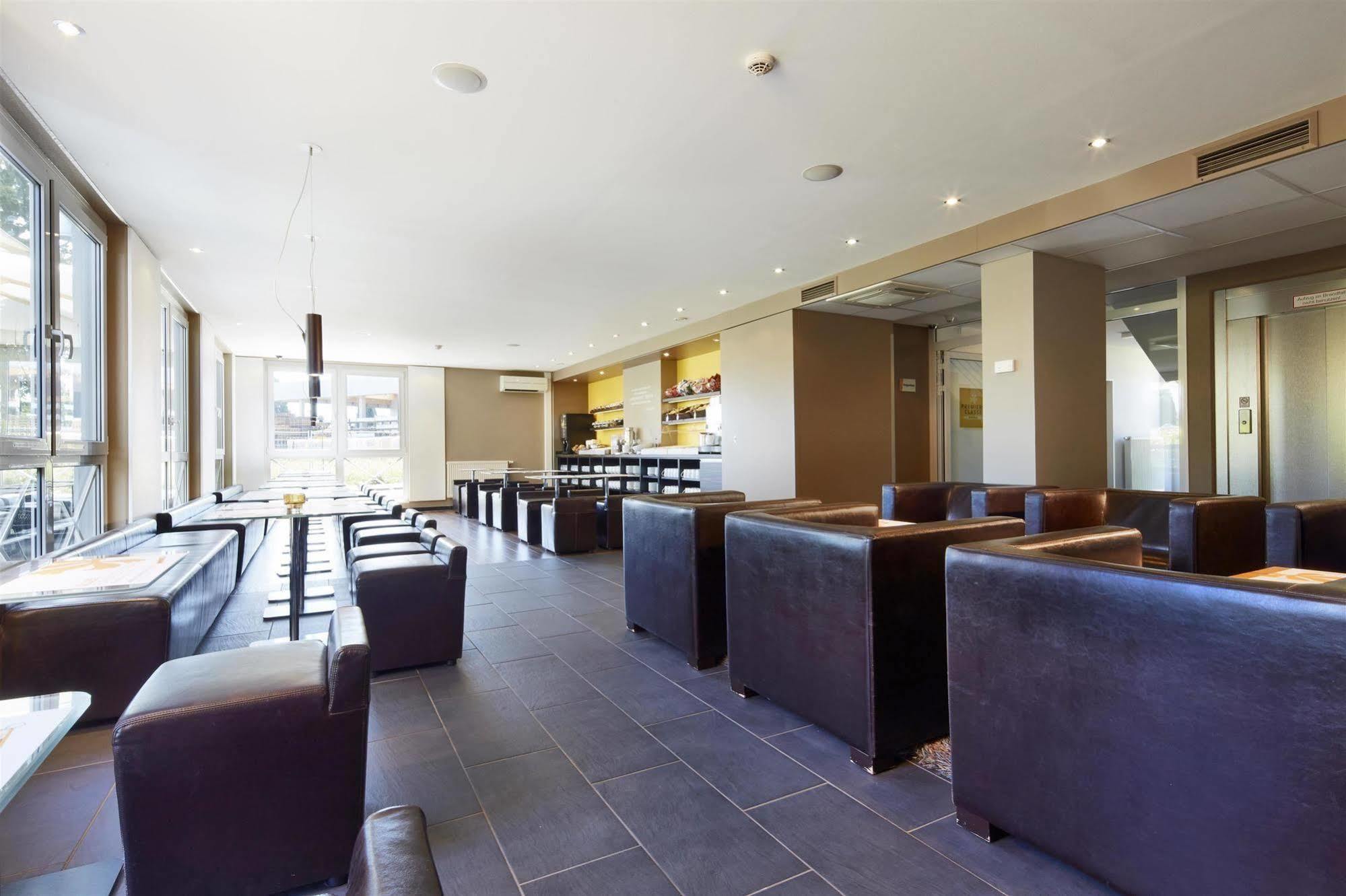B&B Hotel Muenchen-푸츠브룬 외부 사진