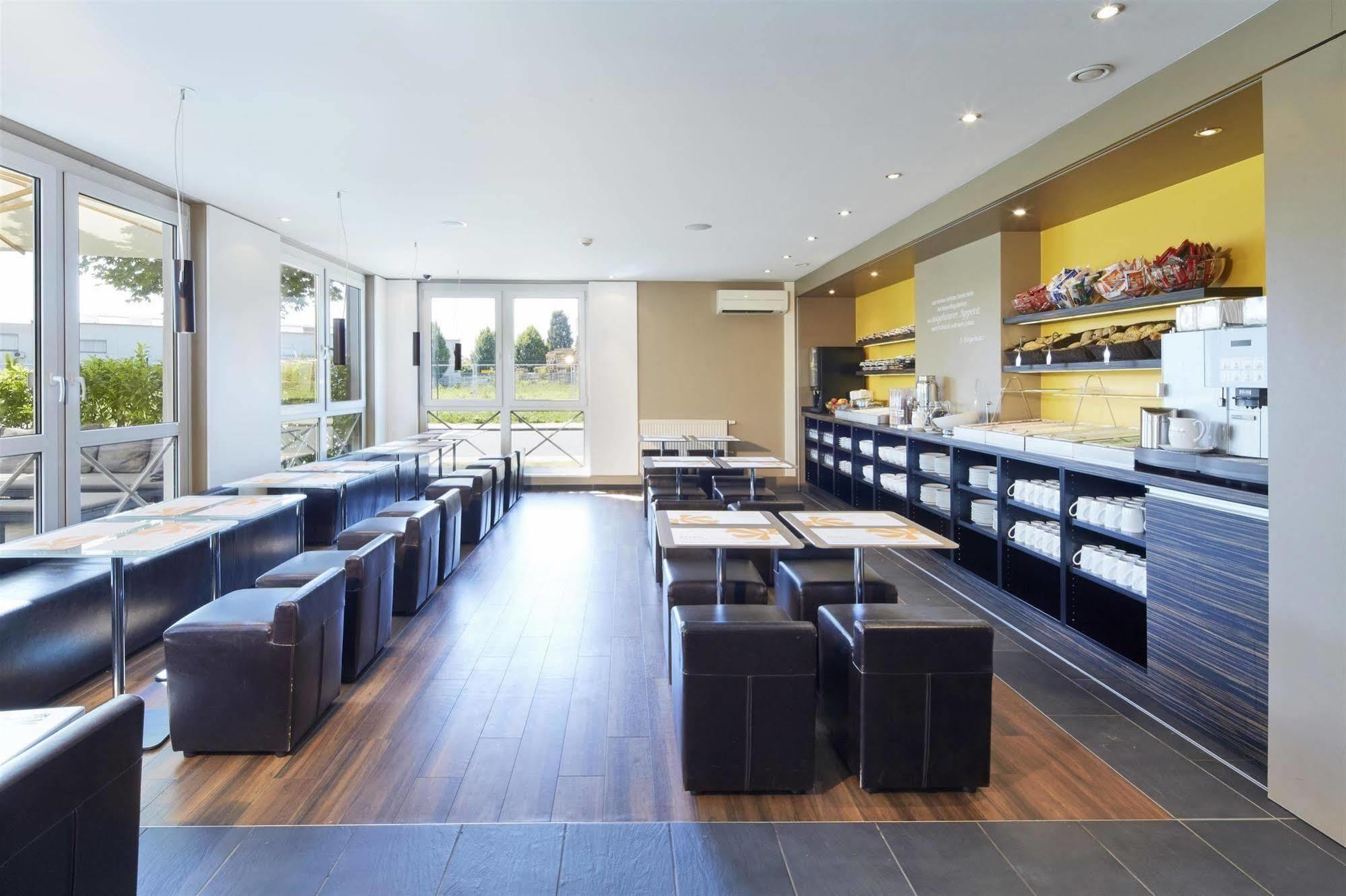 B&B Hotel Muenchen-푸츠브룬 외부 사진